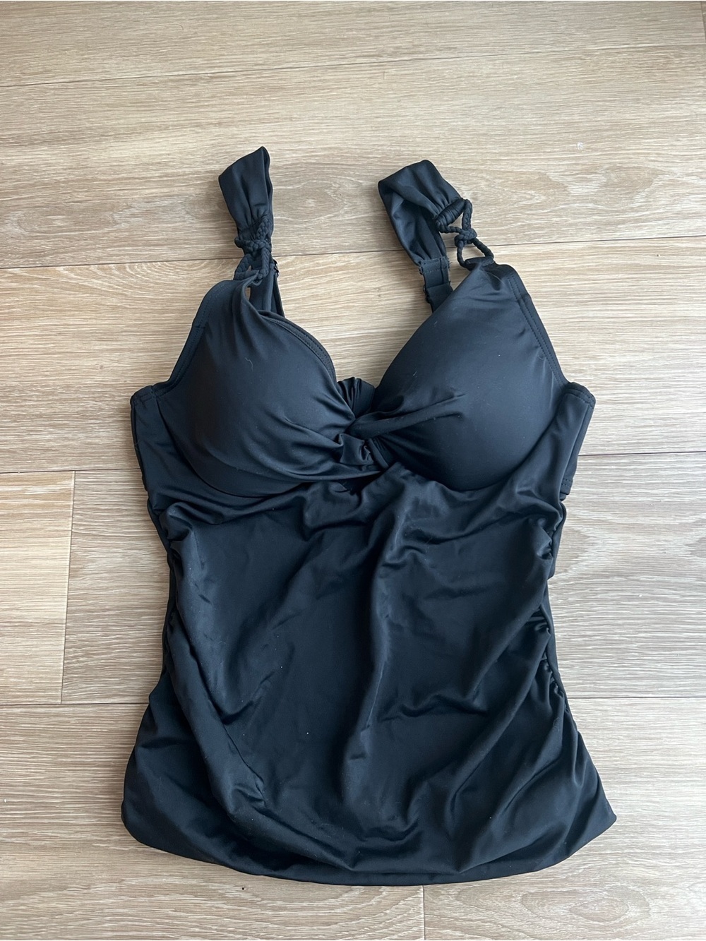 Swimsuits for all Black Twist-Front Tankini Top Size 8
